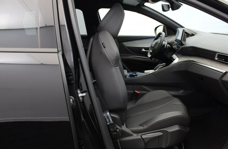 PEUGEOT 5008 SUV Diesel