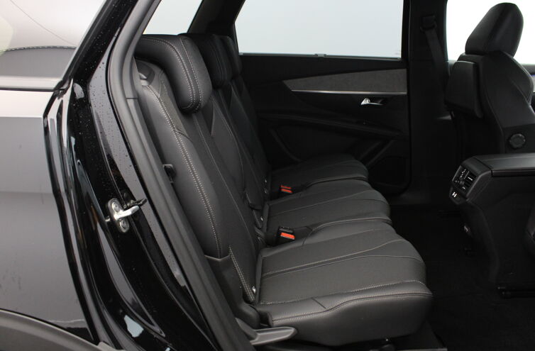 PEUGEOT 5008 SUV Diesel