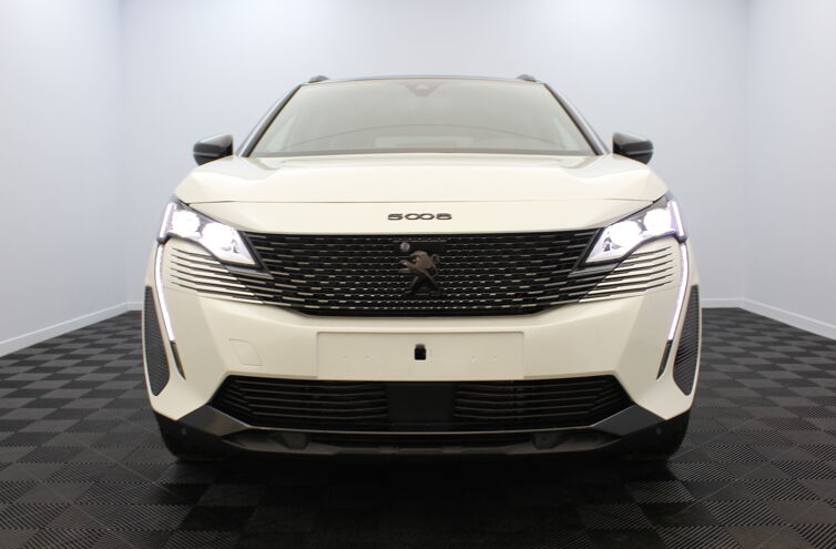 PEUGEOT 5008 SUV Diesel
