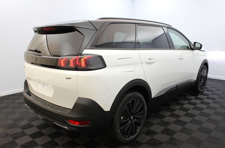 PEUGEOT 5008 SUV Diesel