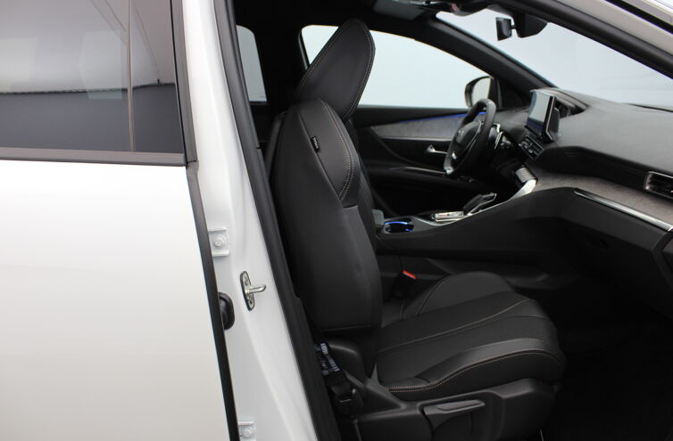PEUGEOT 5008 SUV Diesel