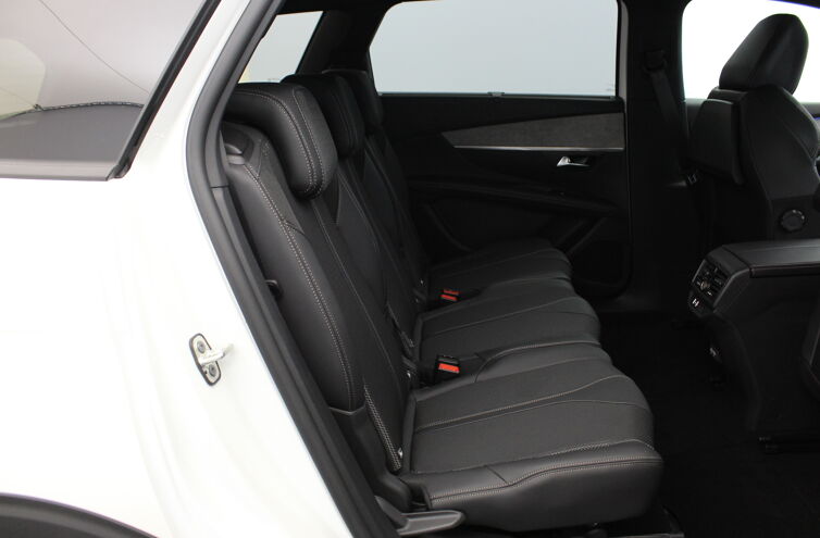 PEUGEOT 5008 SUV Diesel