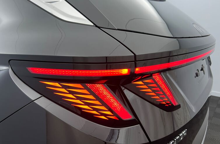 HYUNDAI Tucson SUV Hybride Essence