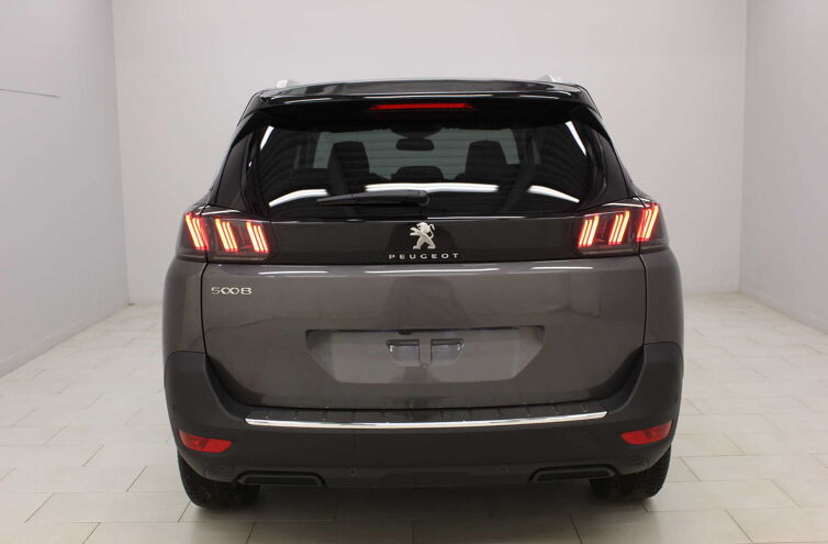 PEUGEOT 5008 SUV Diesel