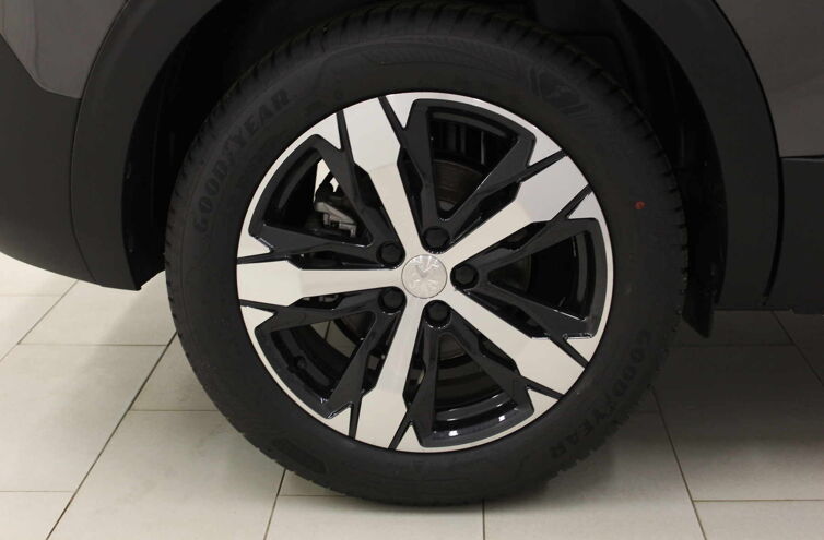 PEUGEOT 5008 SUV Diesel