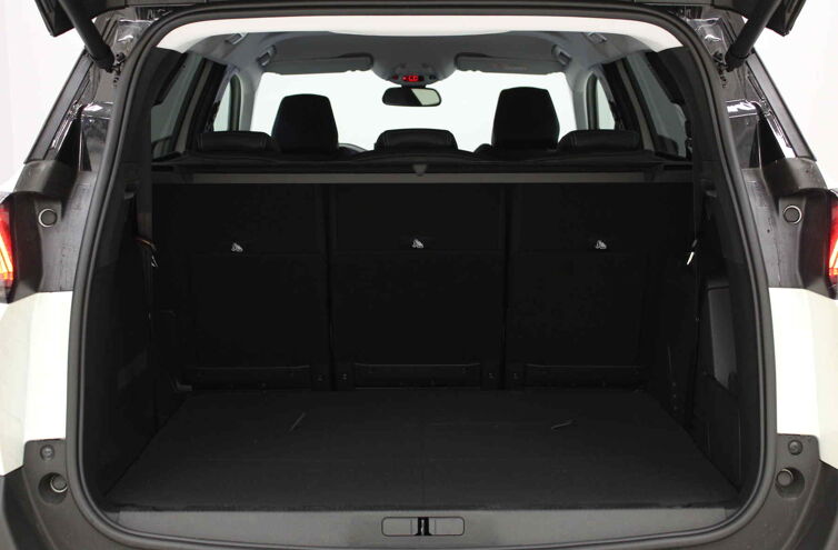 PEUGEOT 5008 SUV Diesel