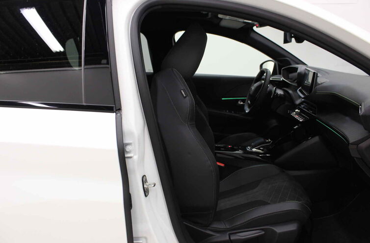 PEUGEOT 208 Citadine Essence