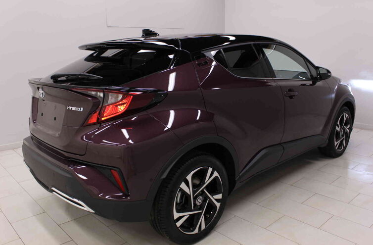 TOYOTA C-HR Nouveau SUV Hybride Essence