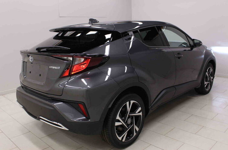 TOYOTA C-HR Nouveau SUV Hybride Essence
