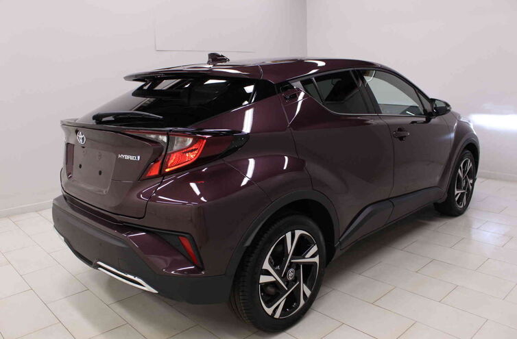 TOYOTA C-HR Nouveau SUV Hybride Essence