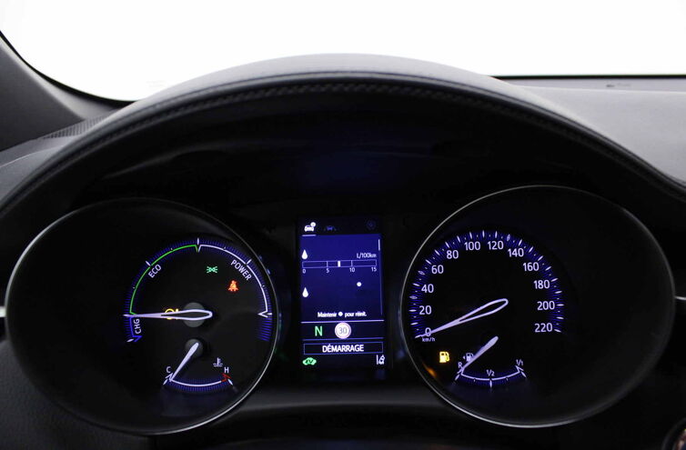 TOYOTA C-HR Nouveau SUV Hybride Essence