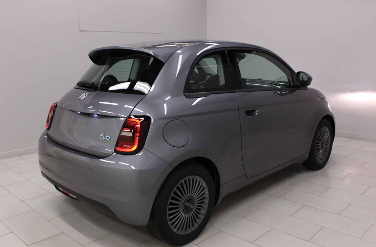FIAT 500 Berline Nouvelle Berline Electrique