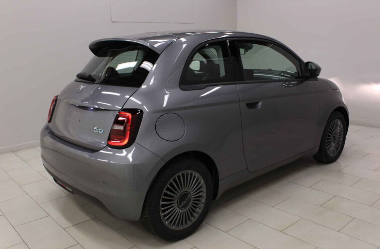 FIAT 500 Berline Nouvelle Berline Electrique