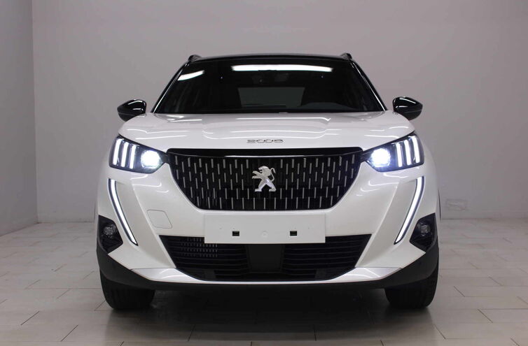 PEUGEOT 2008 SUV Essence