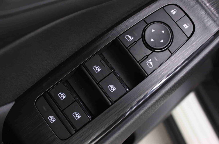 NISSAN Qashqai 2021 SUV Essence Hybride