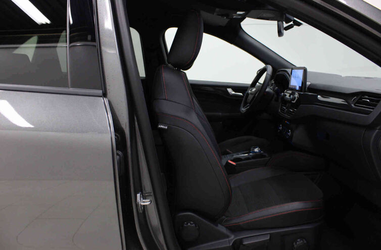 FORD Kuga Nouveau SUV Essence Hybride