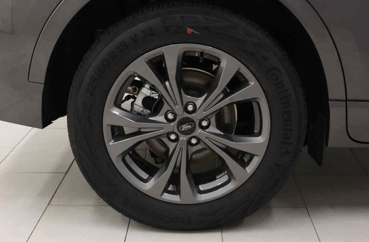 FORD Kuga Nouveau SUV Essence Hybride