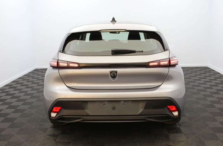 PEUGEOT 308 Berline Essence