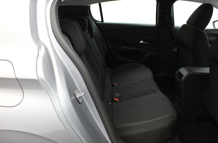 PEUGEOT 308 Berline Essence