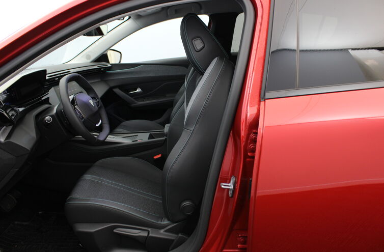 PEUGEOT 308 Nouvelle Berline Essence