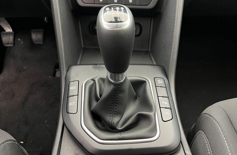 KIA Sportage Nouveau SUV Essence Hybride