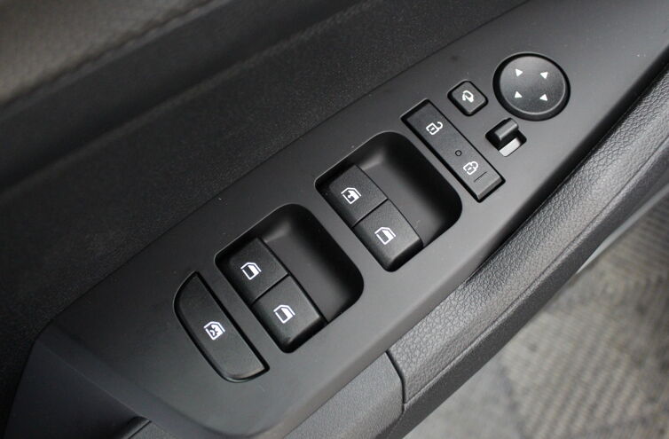 KIA Sportage Nouveau SUV Essence Hybride
