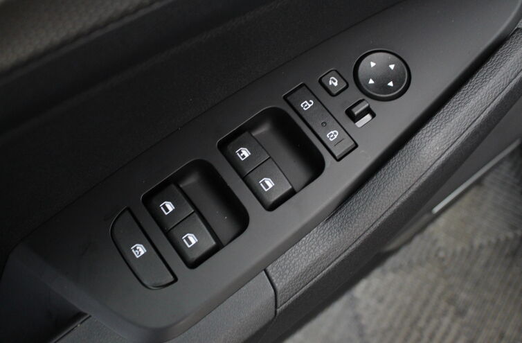 KIA Sportage Nouveau SUV Essence Hybride