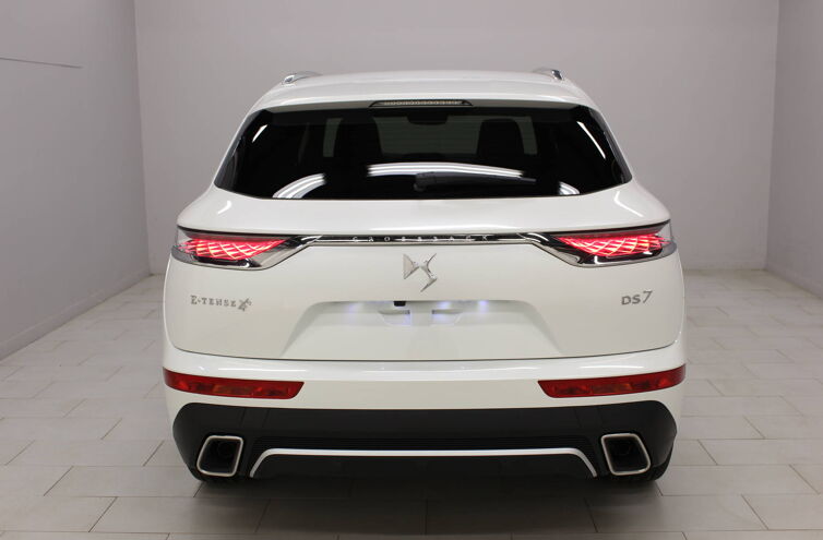 DS DS7 Crossback SUV Hybride rechargeable Essence