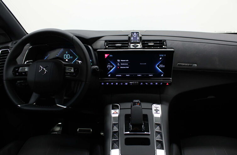 DS DS7 Crossback SUV Hybride rechargeable Essence
