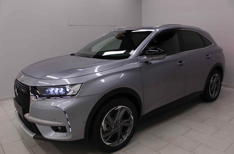 DS DS7 Crossback SUV Hybride rechargeable Essence