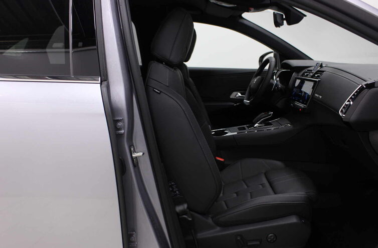 DS DS7 Crossback SUV Hybride rechargeable Essence