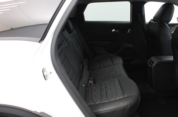 CITROEN C5 X Berline Hybride rechargeable Essence