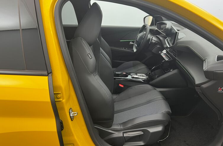 PEUGEOT 208 Citadine Essence