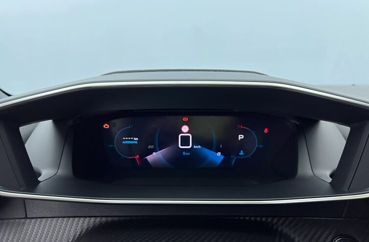 PEUGEOT 2008 SUV Essence