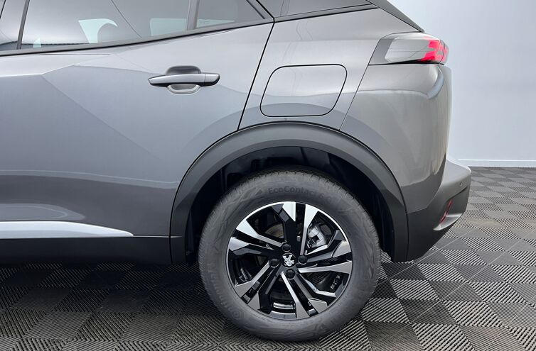 PEUGEOT 2008 SUV Essence