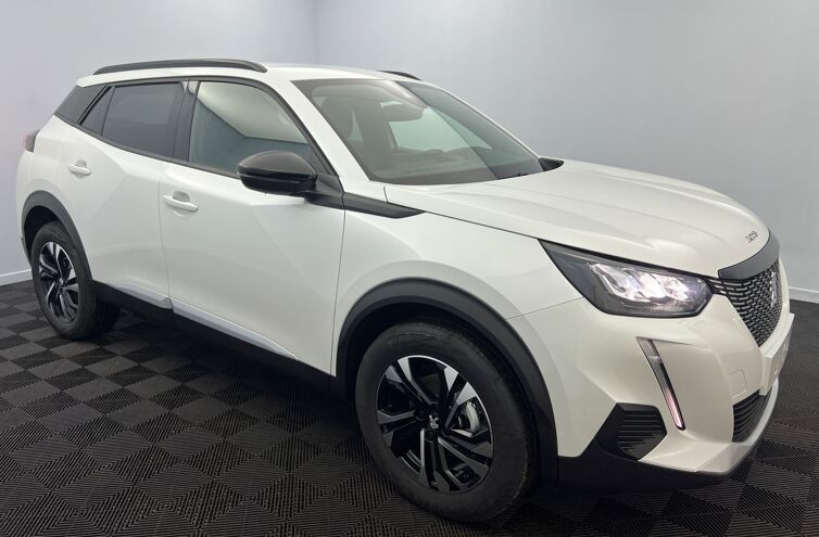 PEUGEOT 2008 SUV Essence