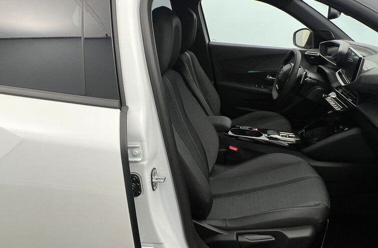 PEUGEOT 2008 SUV Essence