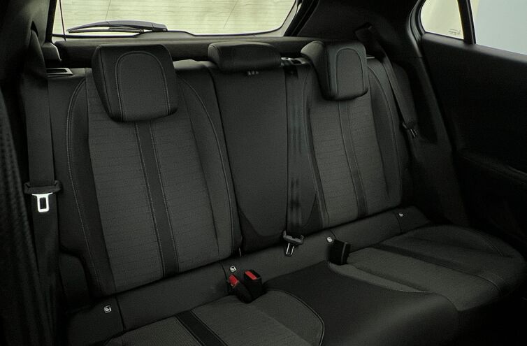 PEUGEOT 2008 SUV Essence