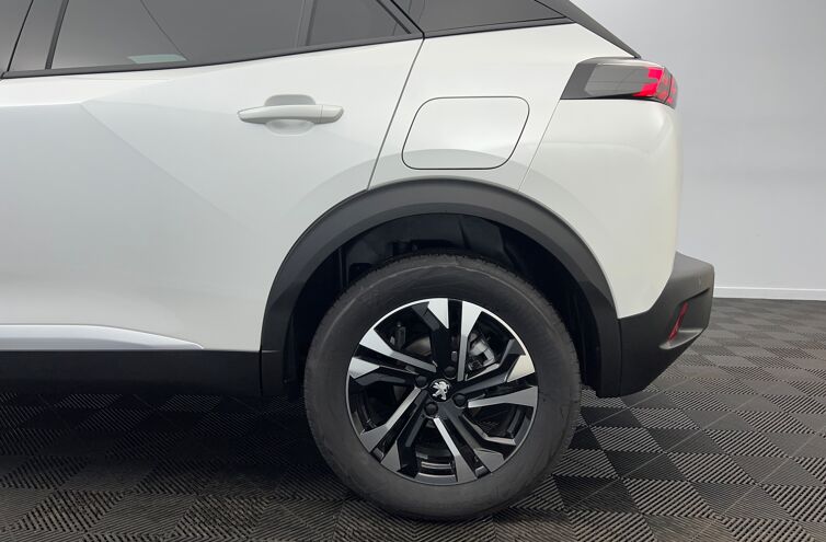 PEUGEOT 2008 SUV Essence