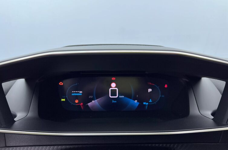 PEUGEOT 2008 SUV Essence