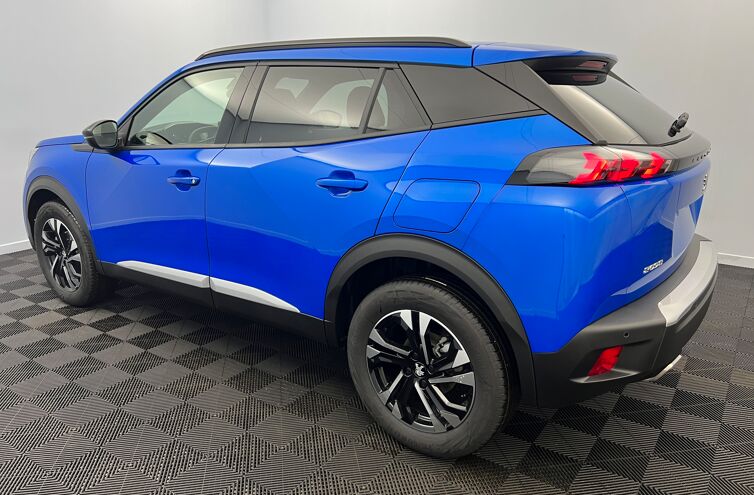 PEUGEOT 2008 SUV Essence
