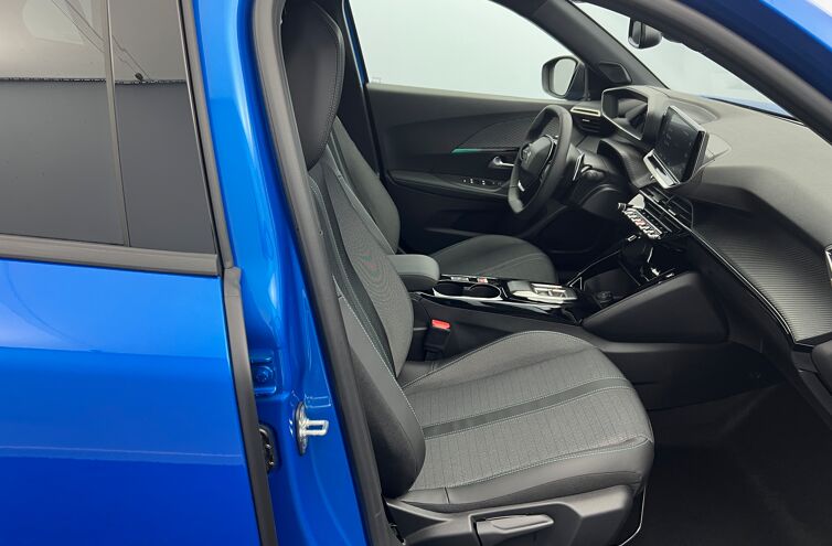 PEUGEOT 2008 SUV Essence