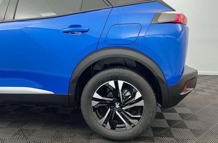 PEUGEOT 2008 SUV Essence