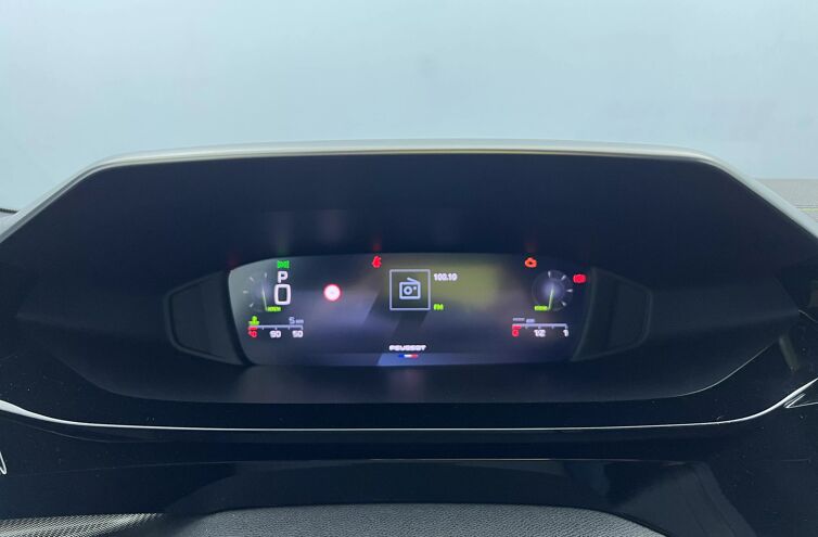 PEUGEOT 308 Berline Essence