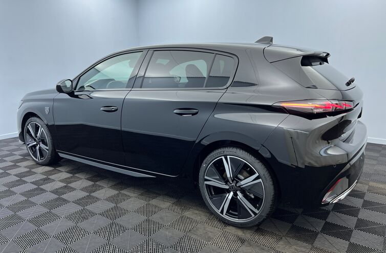 PEUGEOT 308 Berline Essence