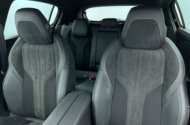 PEUGEOT 308 Berline Essence