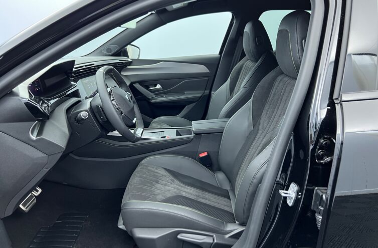PEUGEOT 308 Berline Essence
