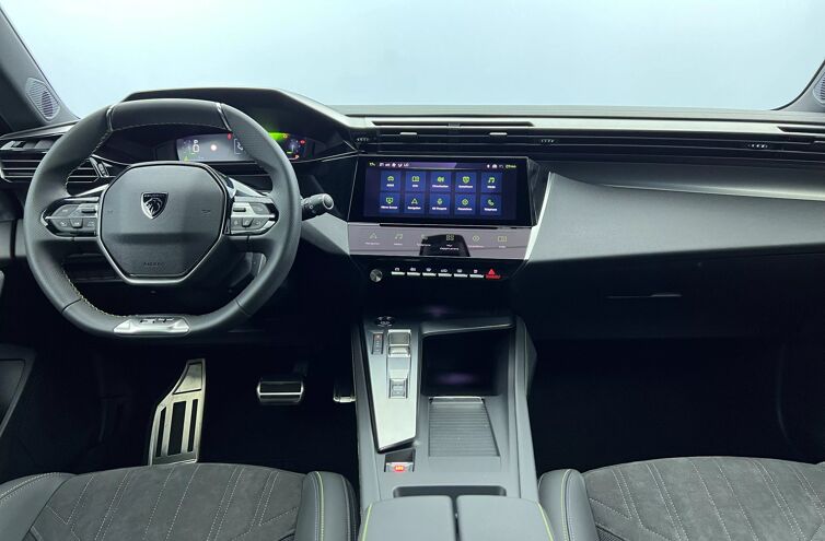 PEUGEOT 308 Berline Essence
