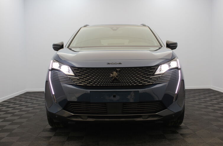 PEUGEOT 3008 SUV Essence