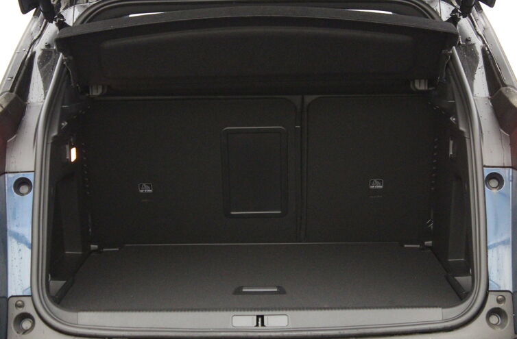 PEUGEOT 3008 SUV Essence